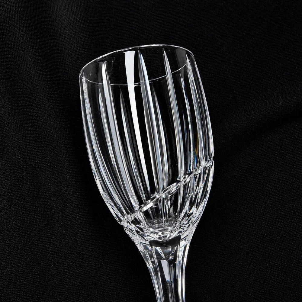 Mikasa Uptown Crystal Water Wine Goblets Set of 4 Clear Vertical Swirl Cut 9in